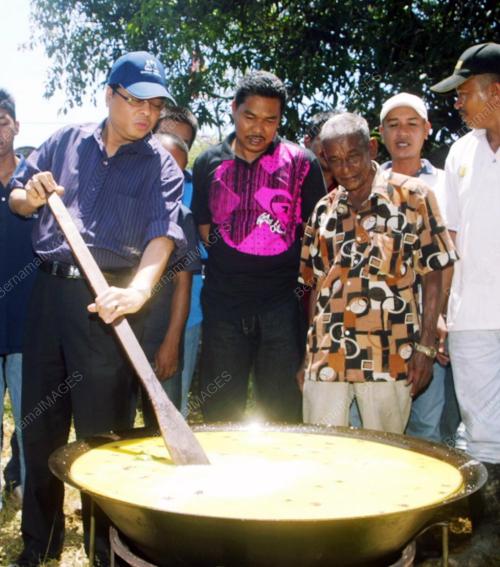 ISMAIL SABRI YAAKOB