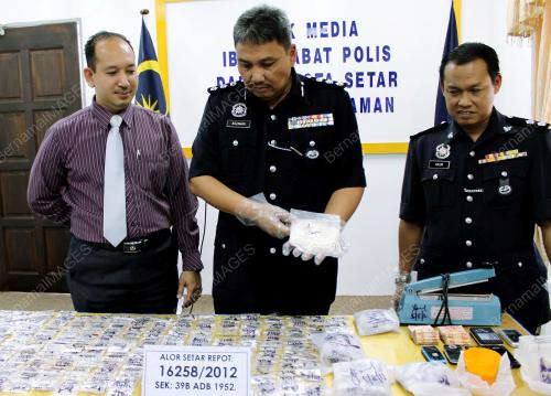 KD11_06082012_POLIS_DADAH