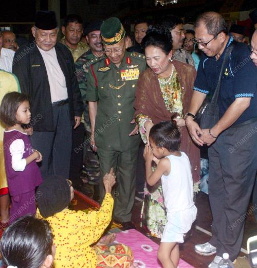 TUANKU ABDUL HALIM MU'ADZAM SHAH