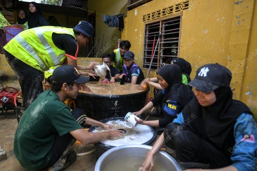 BANJIR BALING