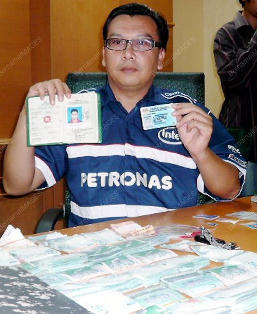 MOHD ZULFIKAR AHMAD