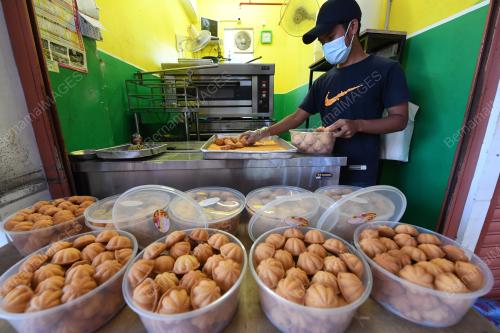 PEKAN RABU DIBUKA