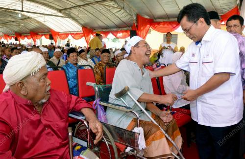 KD11_09102012_SHAFIE_FELCRA