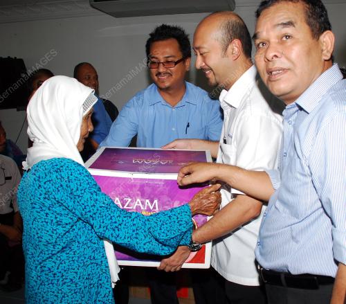 KD11_11012011_MUKHRIZ