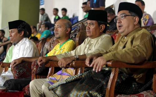 KD11_13052013_MUKHRIZ_BOLA