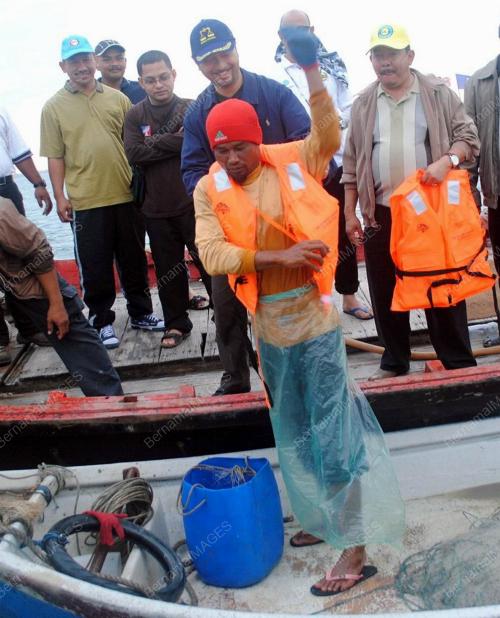 KD11_15012012_MUKHRIZ_PRIHATIN