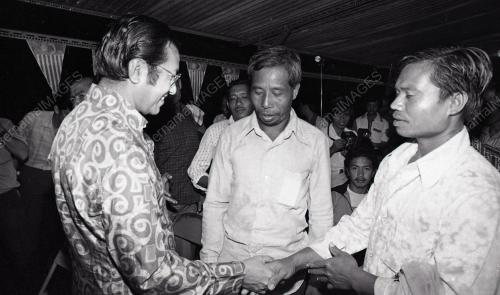 DR. MAHATHIR MOHAMAD