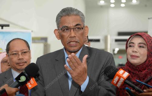 DATUK ISMAIL SALLEH