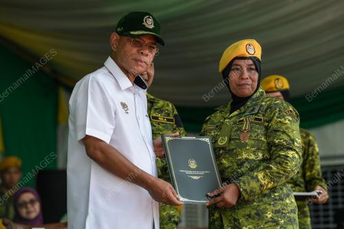 DATUK SERI SAIFUDDIN NASUTION ISMAIL