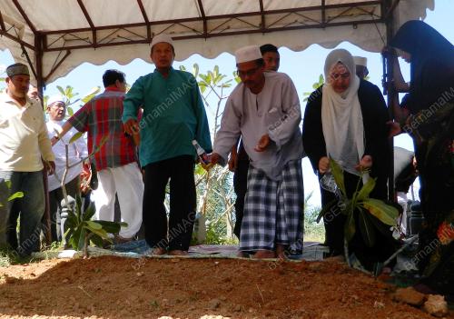 KD12_03022015_JENAZAH