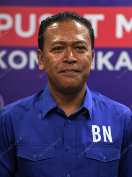 DATUK HASMUNI HASSAN