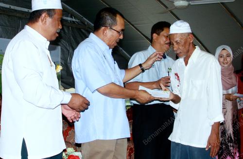 KD12_11082012_JOHARI_MADA