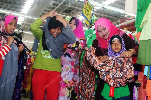 KD12_18072014_BAJU_RAYA