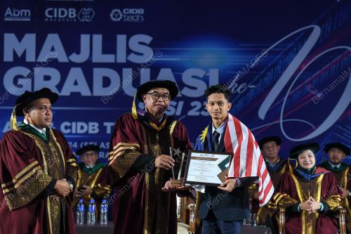 DATUK MOHD ZAID ZAKARIA
