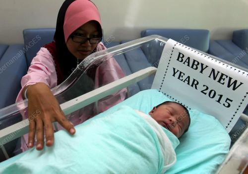 KD13_01012015_BABY_NEW_YEAR