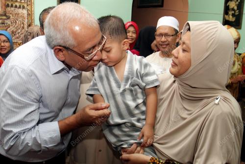 KD13_04102015_MAHDZIR