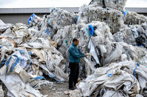 SISA PLASTIK HARAM