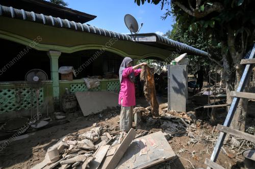 BANJIR BALING