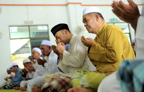 KD13_08032013_SOLAT_HAJAT