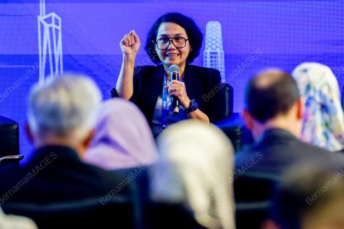 IR DR SUHARTI