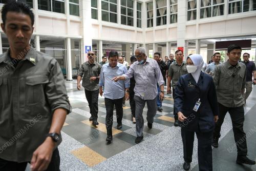 DATUK SERI SAIFUDDIN NASUTION ISMAIL