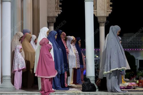 SOLAT TARAWIH