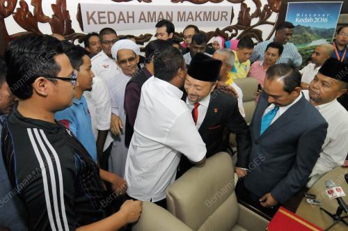 KD14_03022016_MUKHRIZ