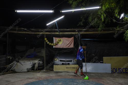 PERMAINAN SEPAK RAGA TUJU