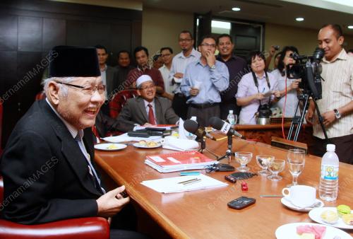 KD14_05092012_AZIZAN_KESIHATAN
