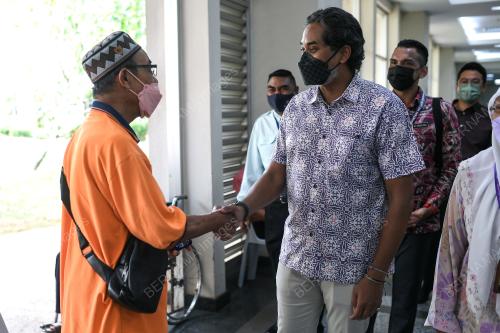 KHAIRY JAMALUDDIN
