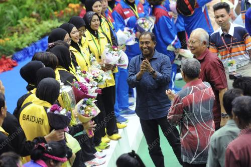 KD14_11022017_BADMINTON