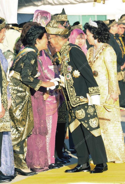 TUANKU ABDUL HALIM MU'ADZAM SHAH