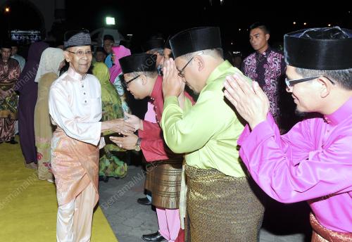 KD14_20072014_AGONG_MOREH