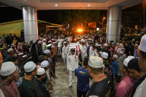ALLAHYARHAM MUHAMMAD FAISOL TAMADUN