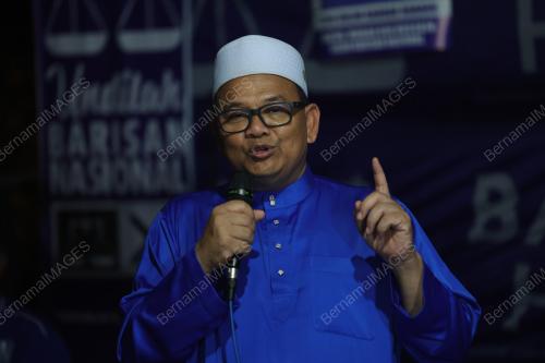 DATUK MUHAR HUSSAIN