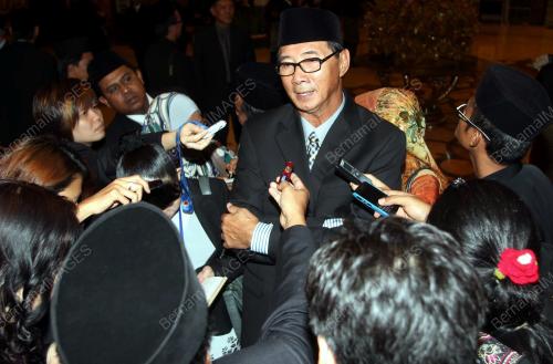 KD15_15052013_MCA_EXCO