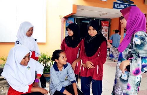 KD15_23042013_KERACUNAN