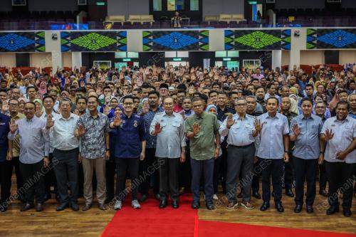 DATUK SERI ANWAR IBRAHIM