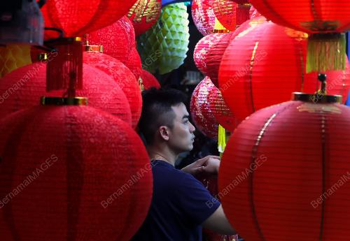PERSIAPAN TAHUN BARU CINA