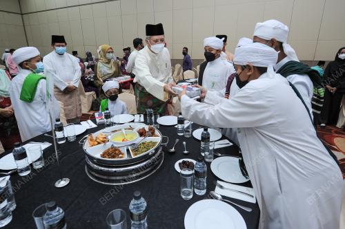 TAN SRI ANNUAR MUSA