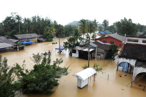 KD16_27122012_BANJIR