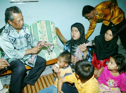 MUHYIDDIN YASSIN