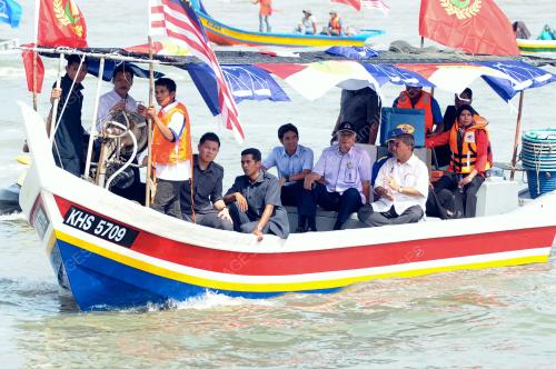 KD16_31102012_NELAYAN