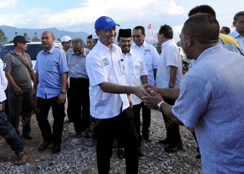 KD17_01112013_MUKHRIZ