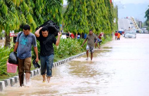 BERPINDAH KE TEMPAT SELAMAT