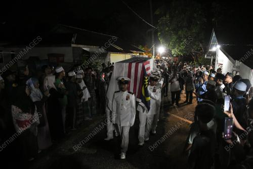 ALLAHYARHAM MUHAMMAD FAISOL TAMADUN