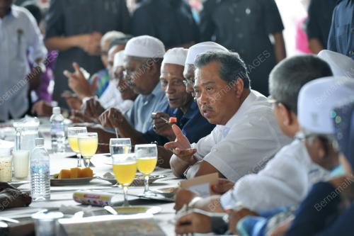 TAN SRI MUHYIDDIN YASSIN