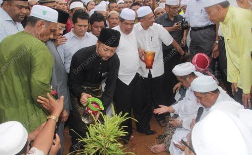 KD17_26092013_JENAZAH