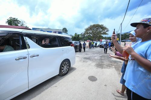 DATUK SERI ISMAIL SABRI YAAKOB