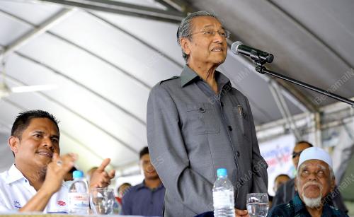 KD18_03112013_TUN_M_PRK